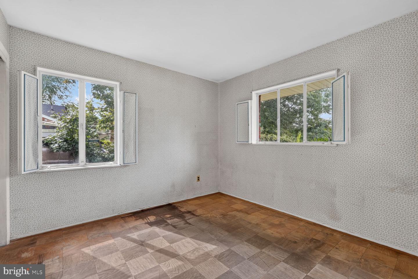 5508 Ivor St Property Photo 14