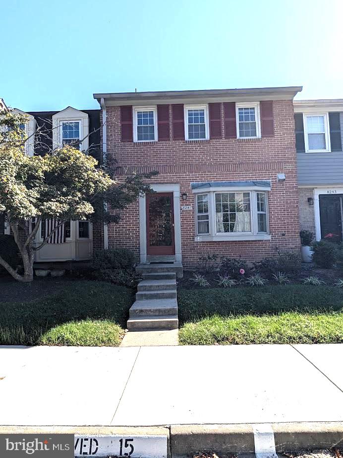 8241 CLIFTON FARM CT Property Photo 1