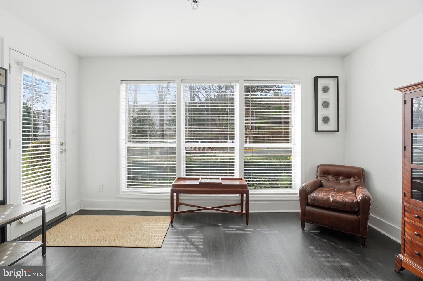 3179 Summit Square Dr #2-a2 Property Photo 8
