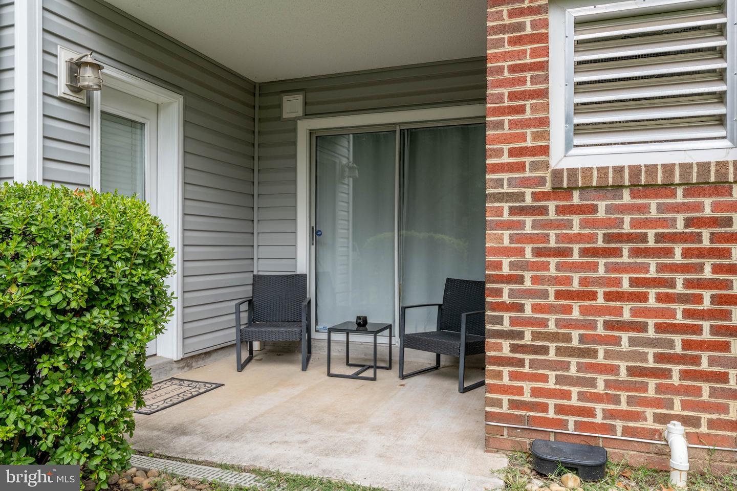 3179 Summit Square Dr #2-a2 Property Photo 18