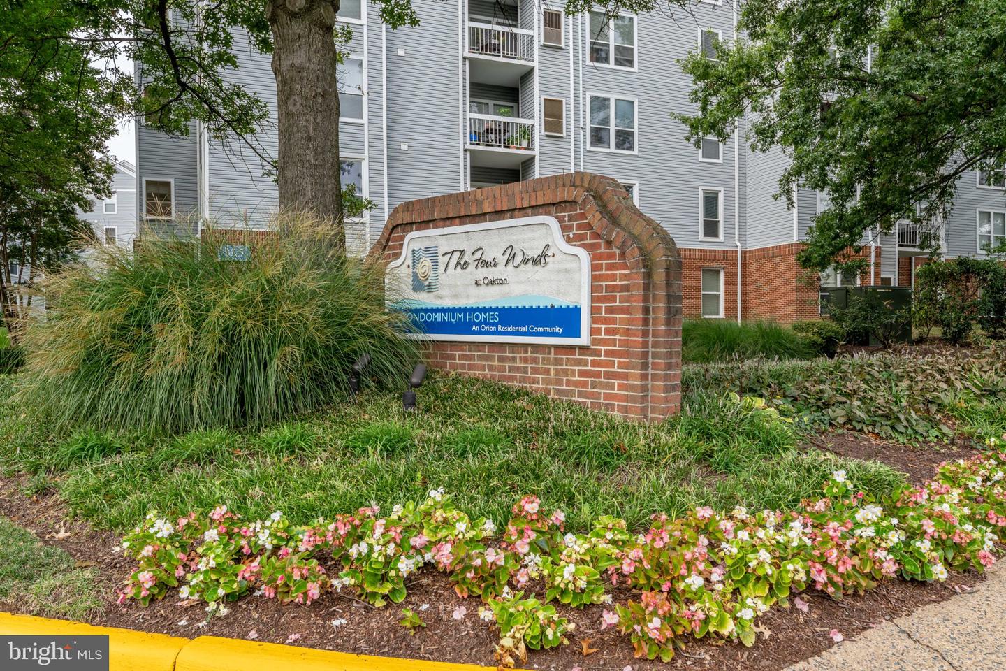 3179 Summit Square Dr #2-a2 Property Photo 25