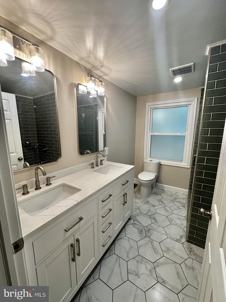 2281 Dosinia Ct Property Photo 15
