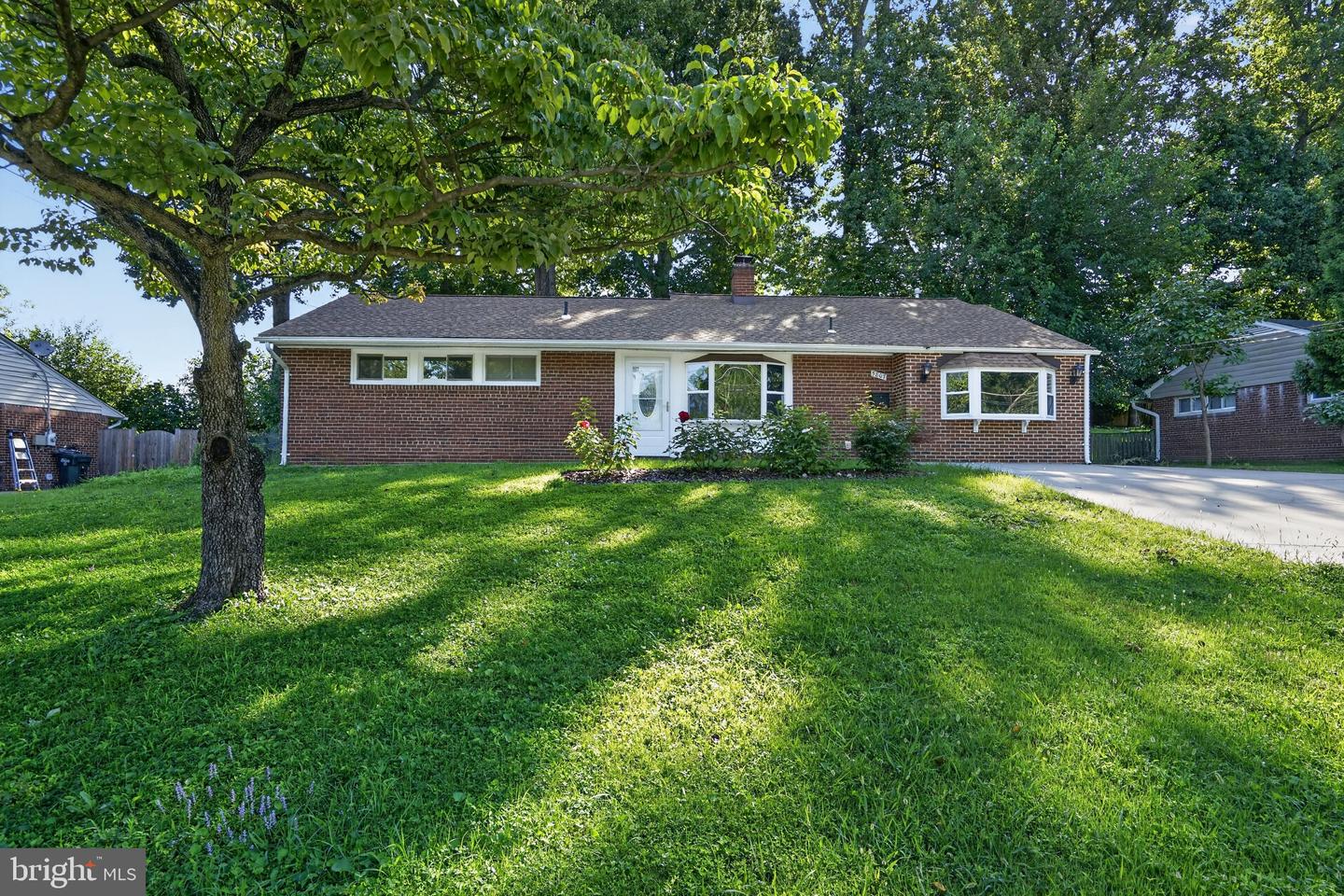 VAFX2342590 Property Photo 1