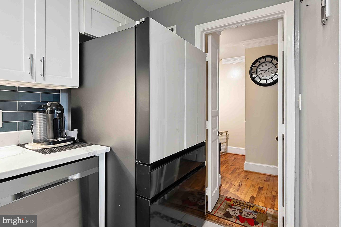 8261 Taunton Pl Property Photo 6