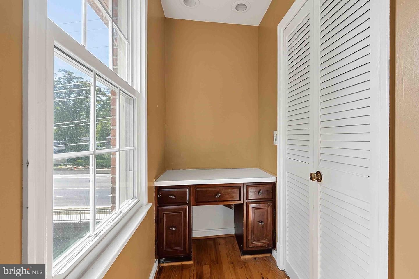 8261 Taunton Pl Property Photo 27