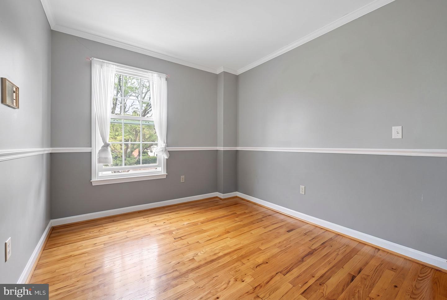 8261 Taunton Pl Property Photo 29