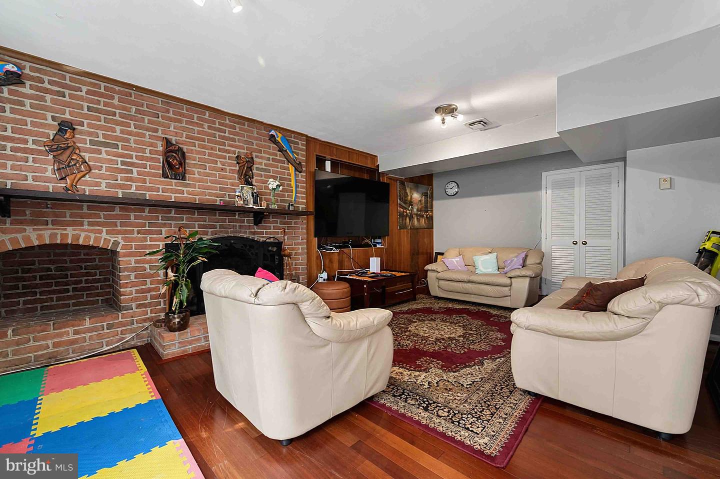 8261 Taunton Pl Property Photo 34