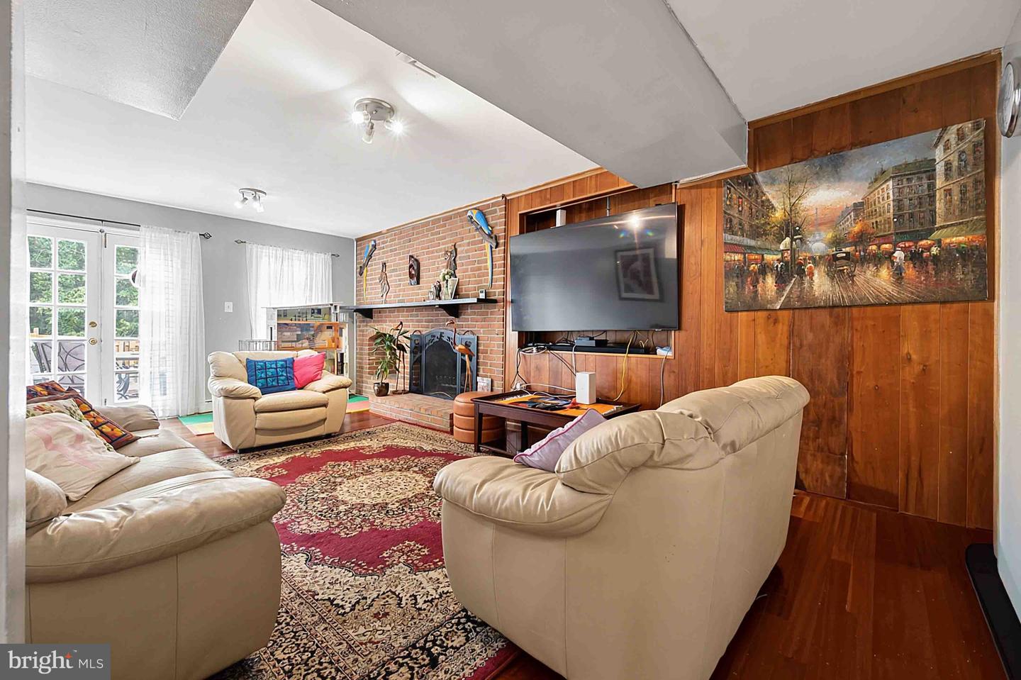 8261 Taunton Pl Property Photo 35