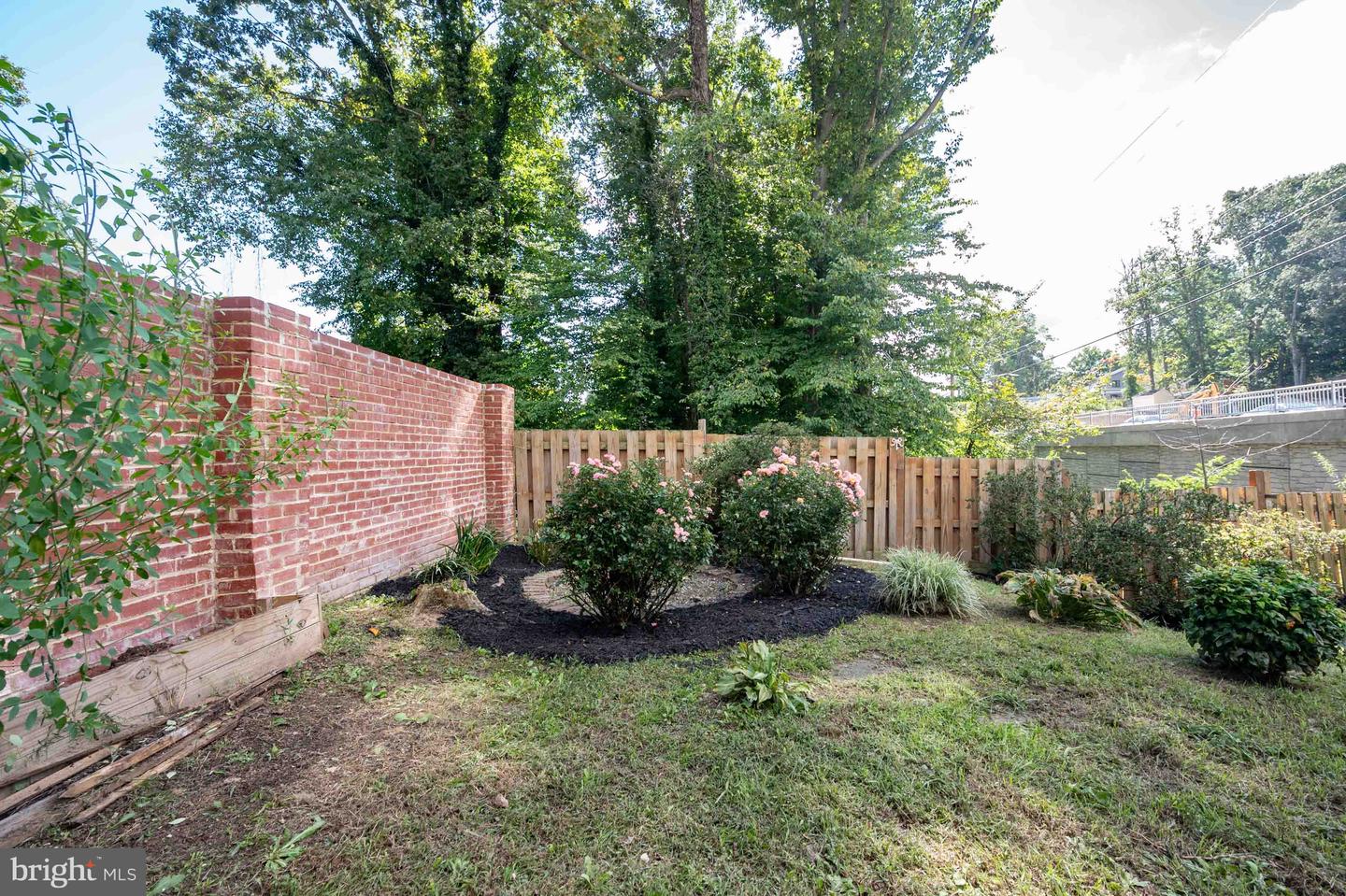 8261 Taunton Pl Property Photo 46