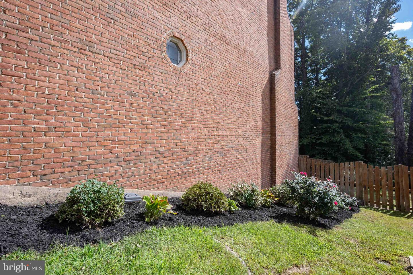 8261 Taunton Pl Property Photo 50