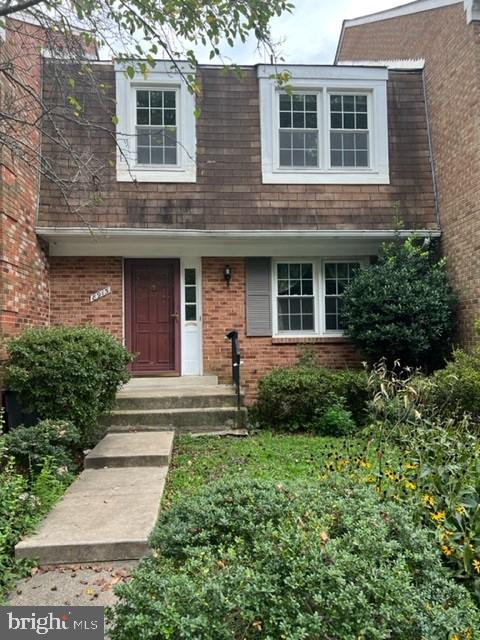 8915 GRANDSTAFF CT Property Photo 1