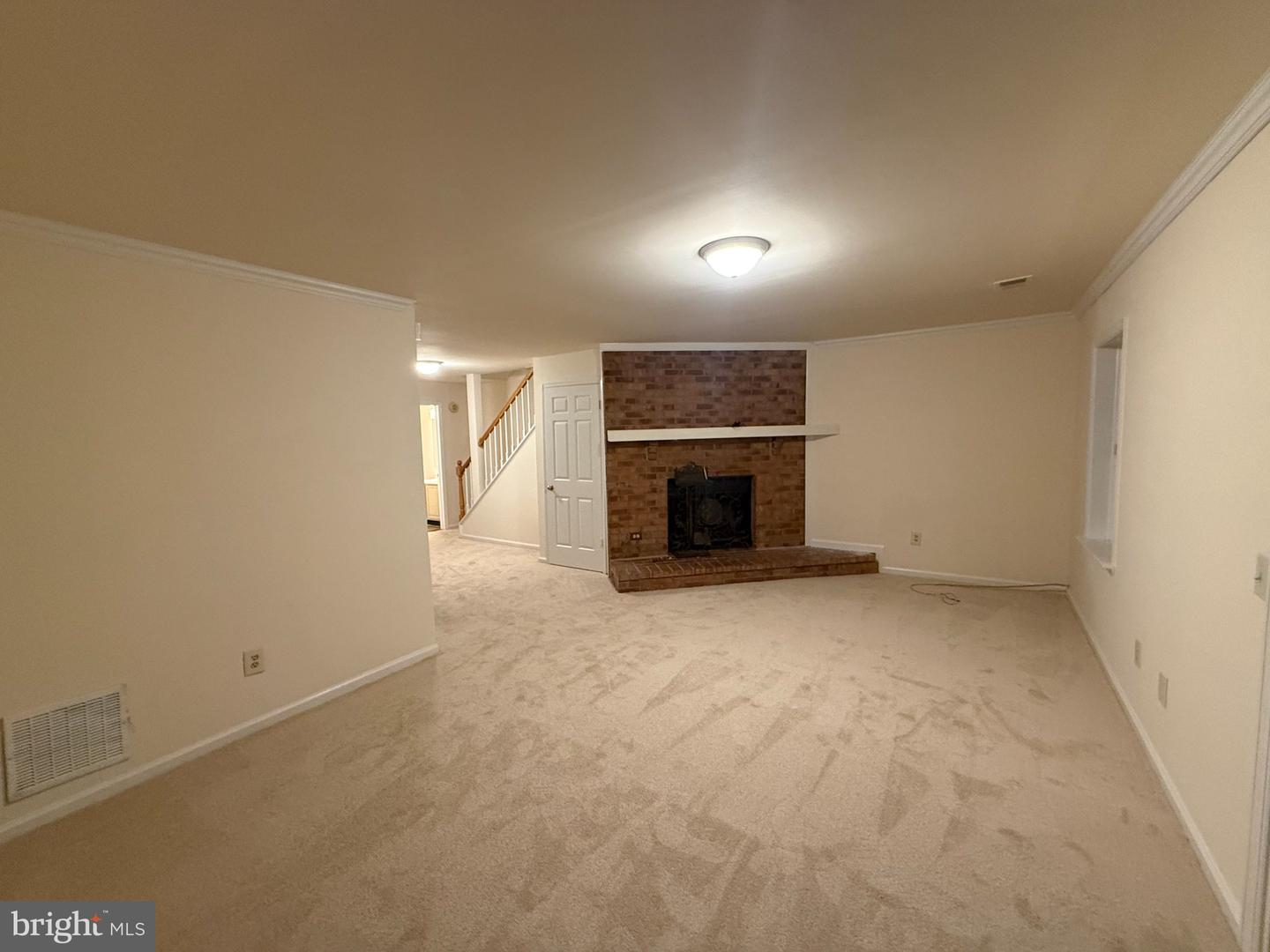8915 Grandstaff Ct Property Photo 16
