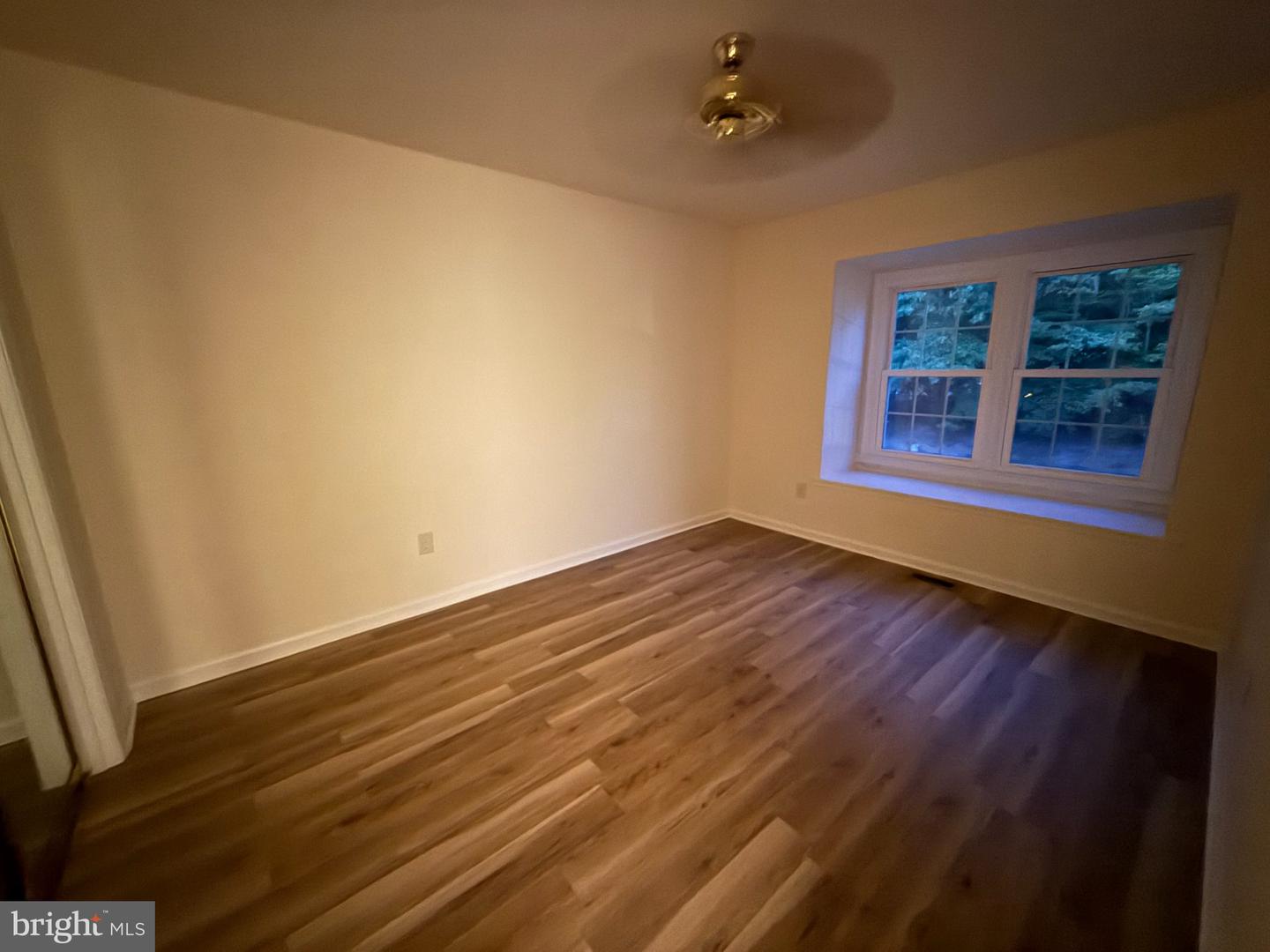 8915 Grandstaff Ct Property Photo 21
