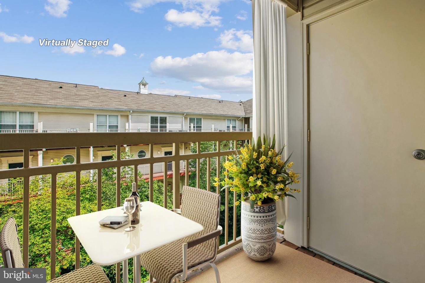 2791 Centerboro Dr #388 Property Photo 6