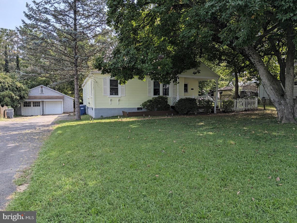 2853 Fairmont St Property Photo 26