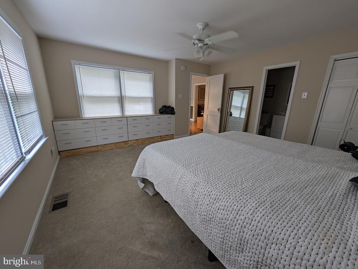 2853 Fairmont St Property Photo 52
