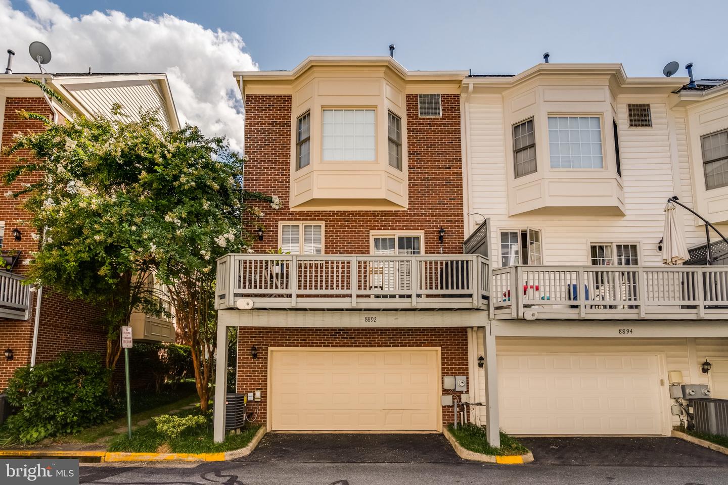 8892 Ashgrove House Ln Property Photo 3