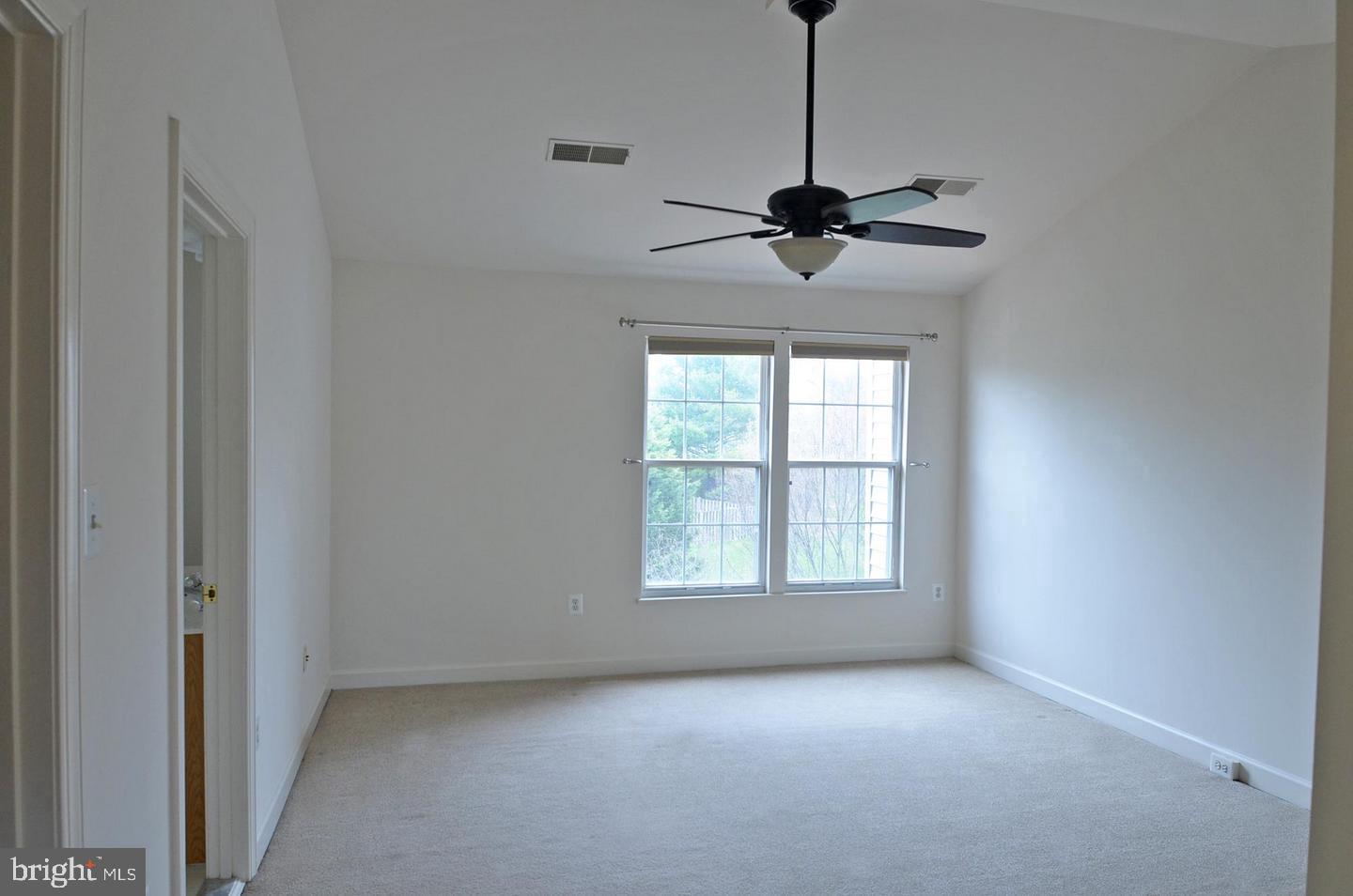 14243 Glade Spring Dr Property Photo 10