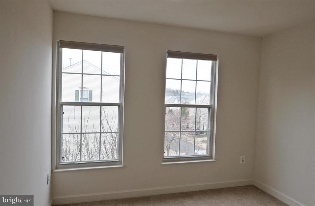 14243 Glade Spring Dr Property Photo 14