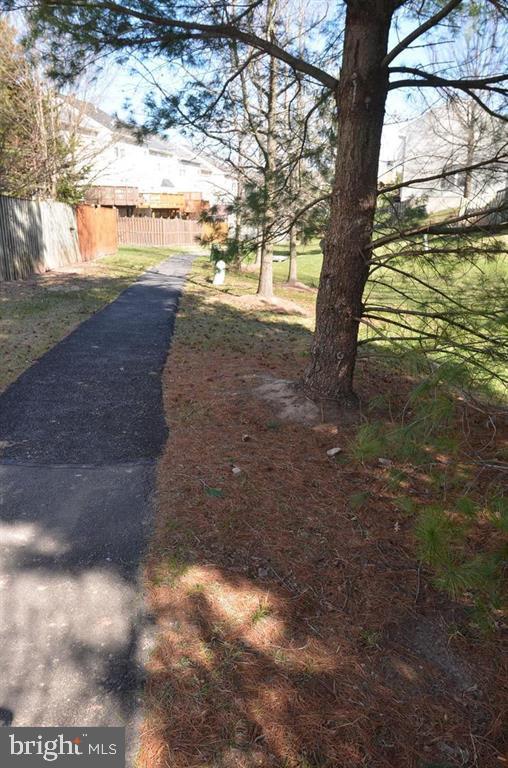 14243 Glade Spring Dr Property Photo 21