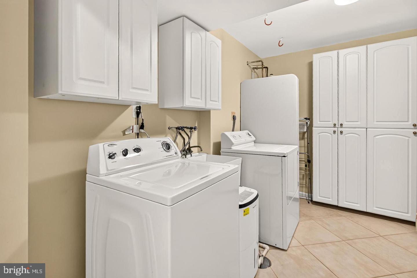 4720 Exeter St Property Photo 47