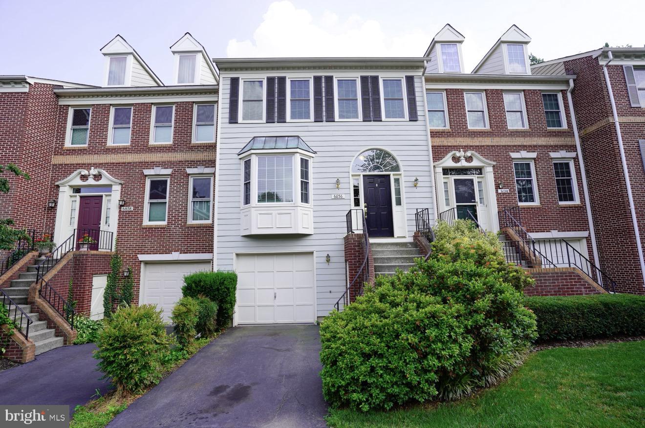 6856 Mclean Province Cir Property Photo 1