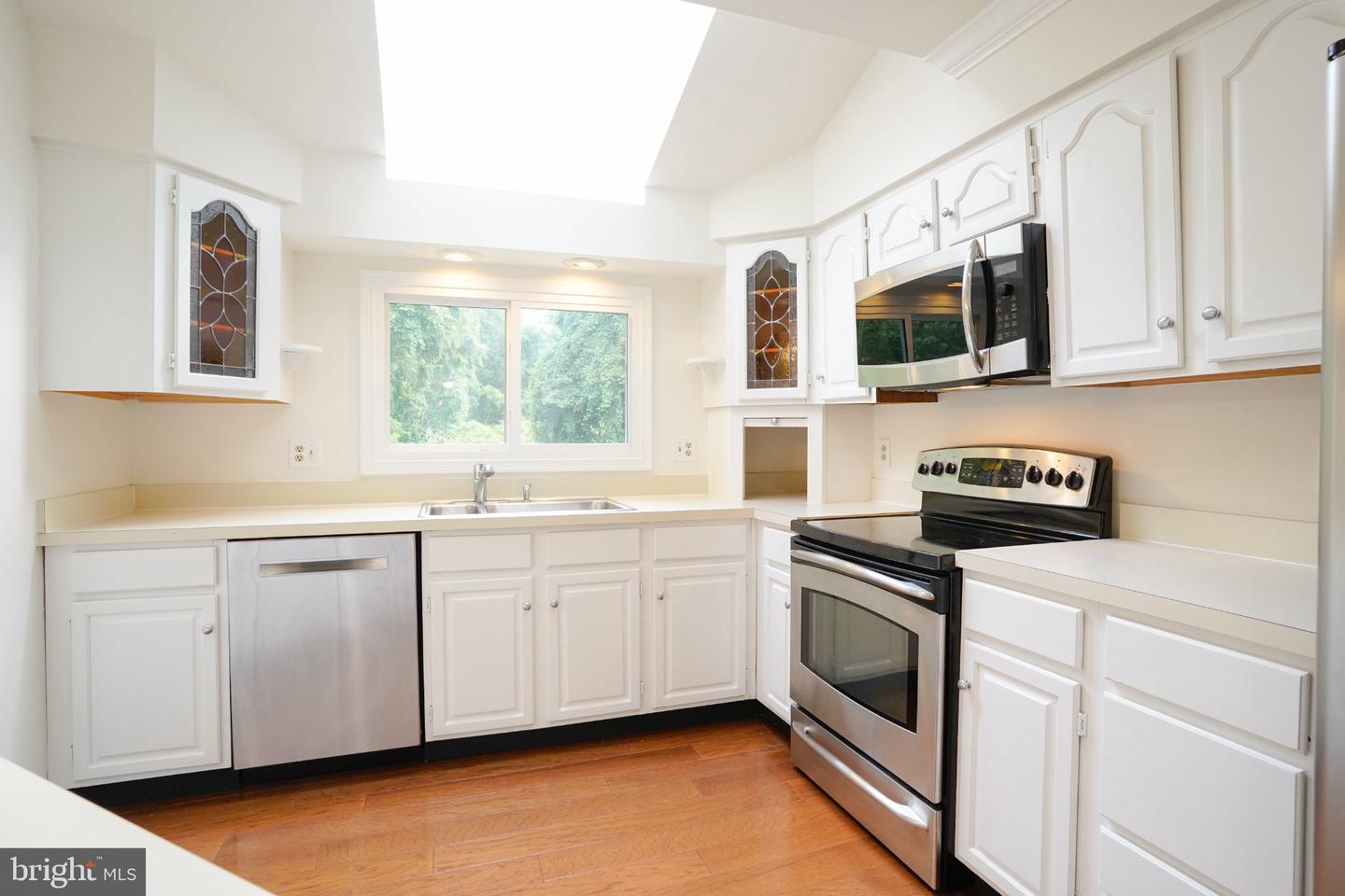 6856 Mclean Province Cir Property Photo 5
