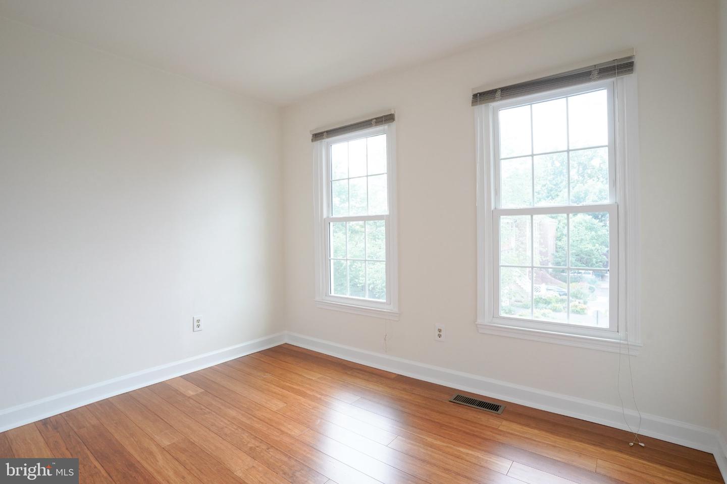 6856 Mclean Province Cir Property Photo 12
