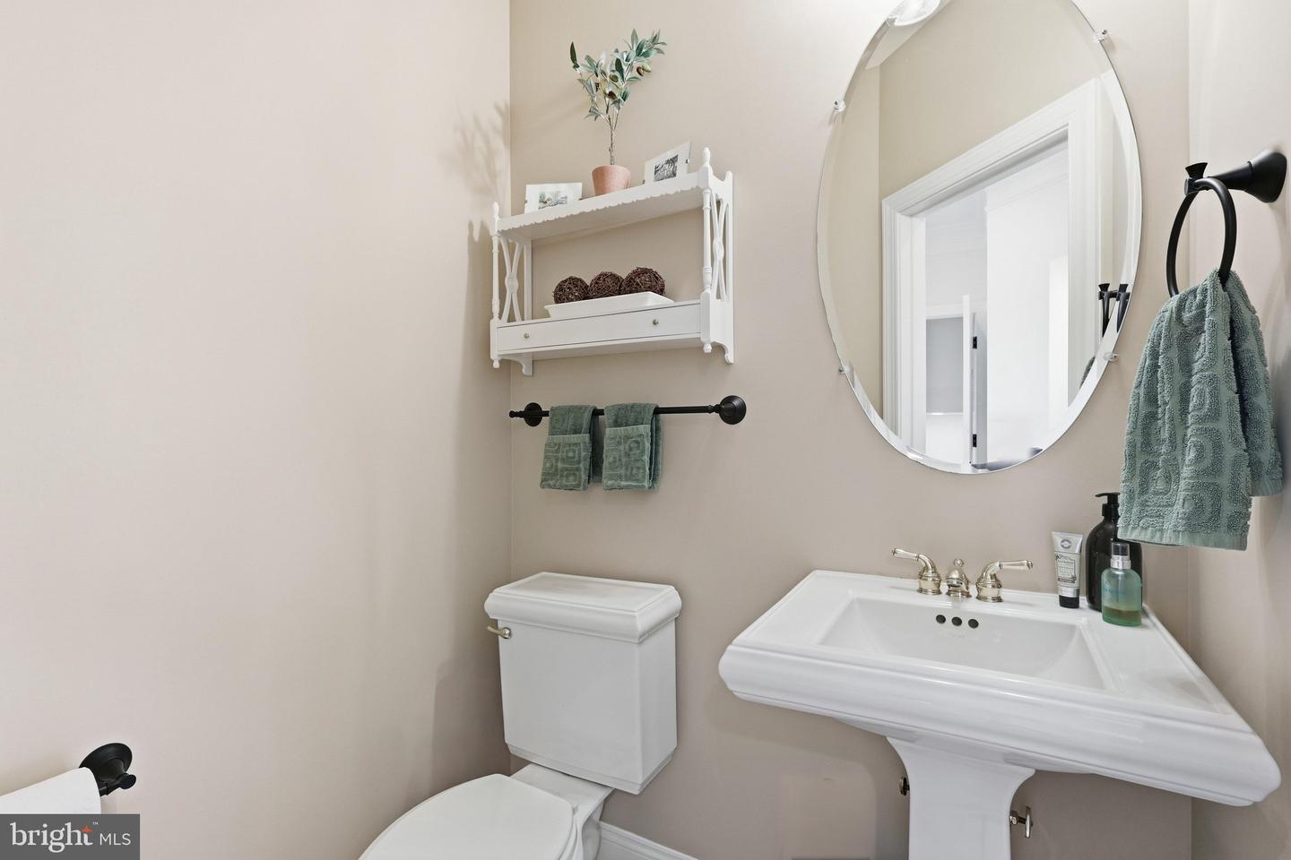 11689 Caris Glenne Dr Property Photo 40