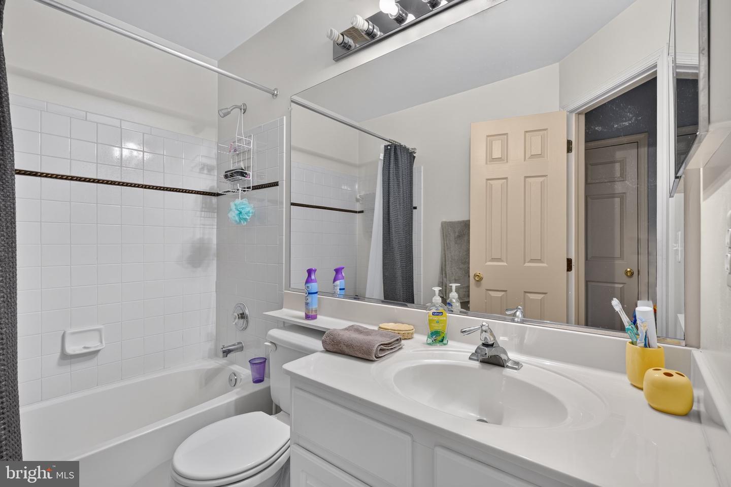 5121 Ballycastle Cir Property Photo 20