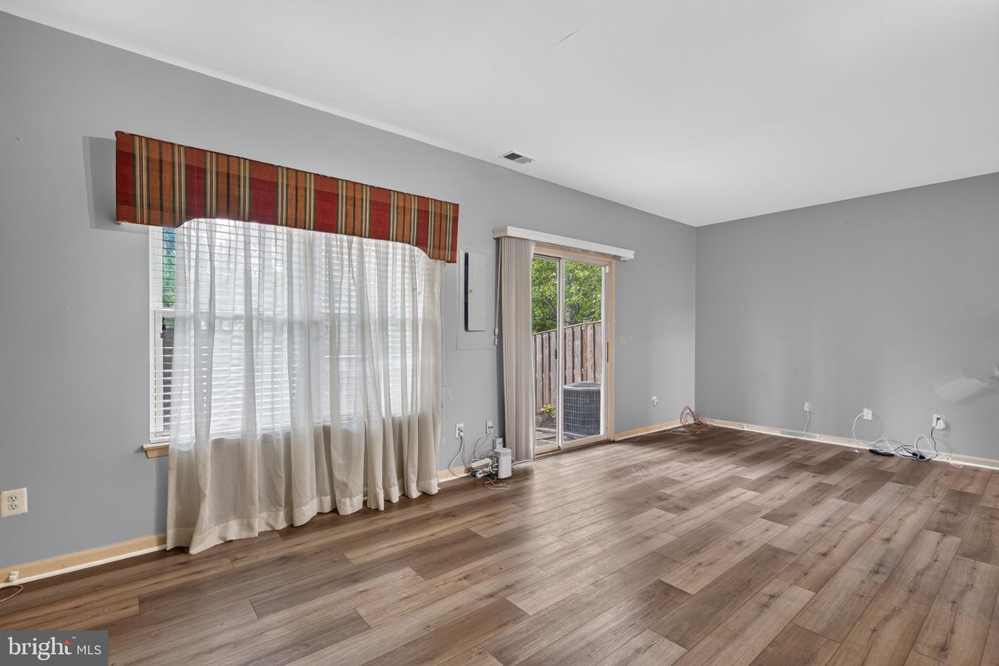 5121 Ballycastle Cir Property Photo 28