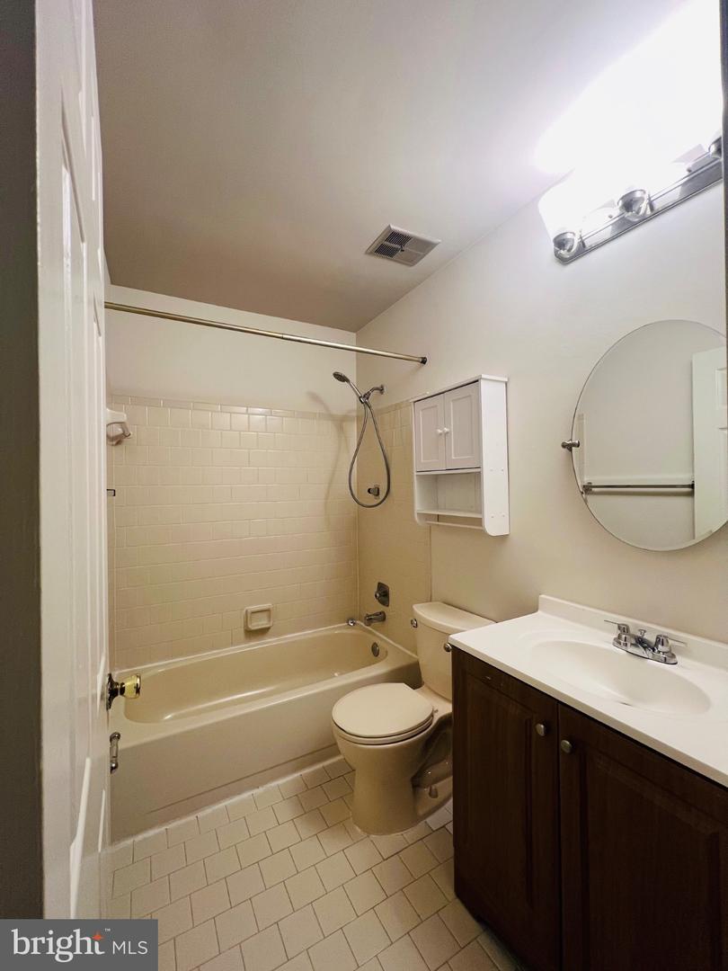 6279 Kerrydale Dr Property Photo 11