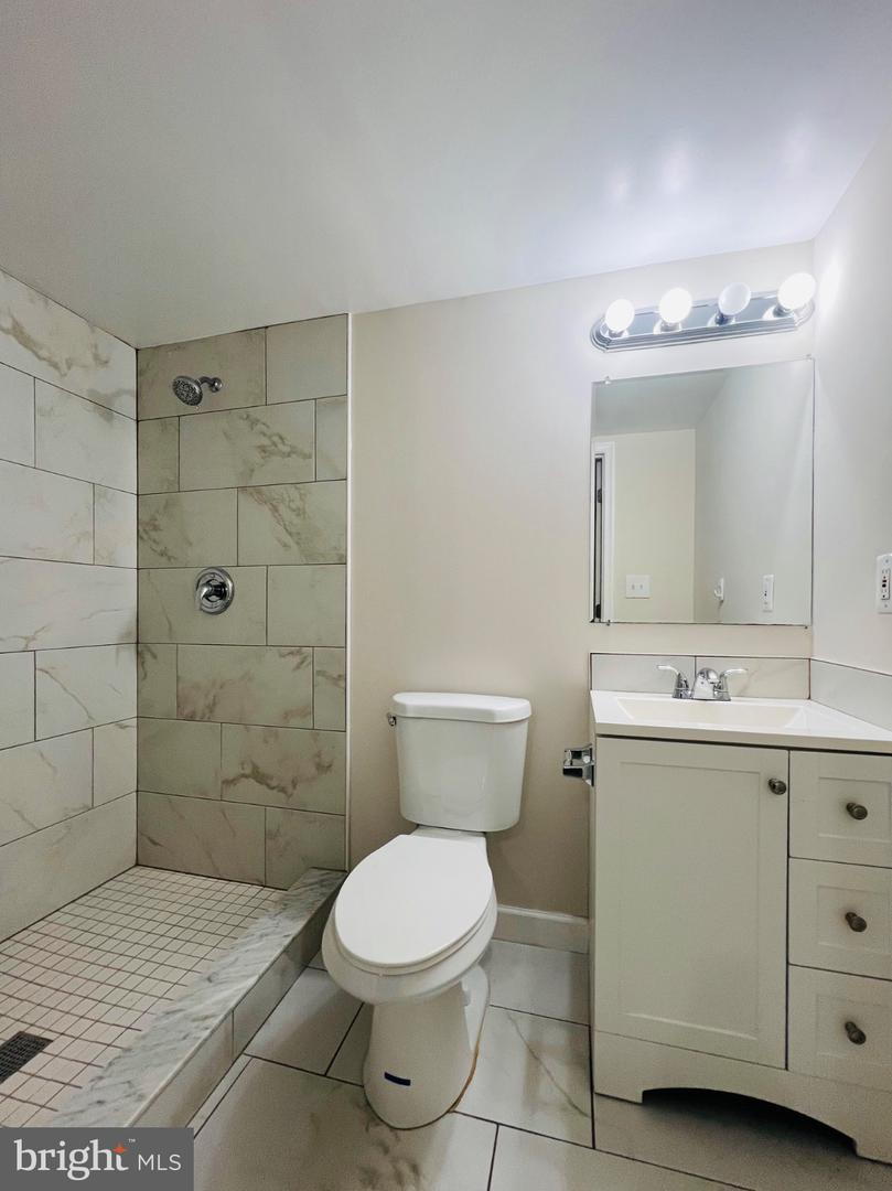 6279 Kerrydale Dr Property Photo 15