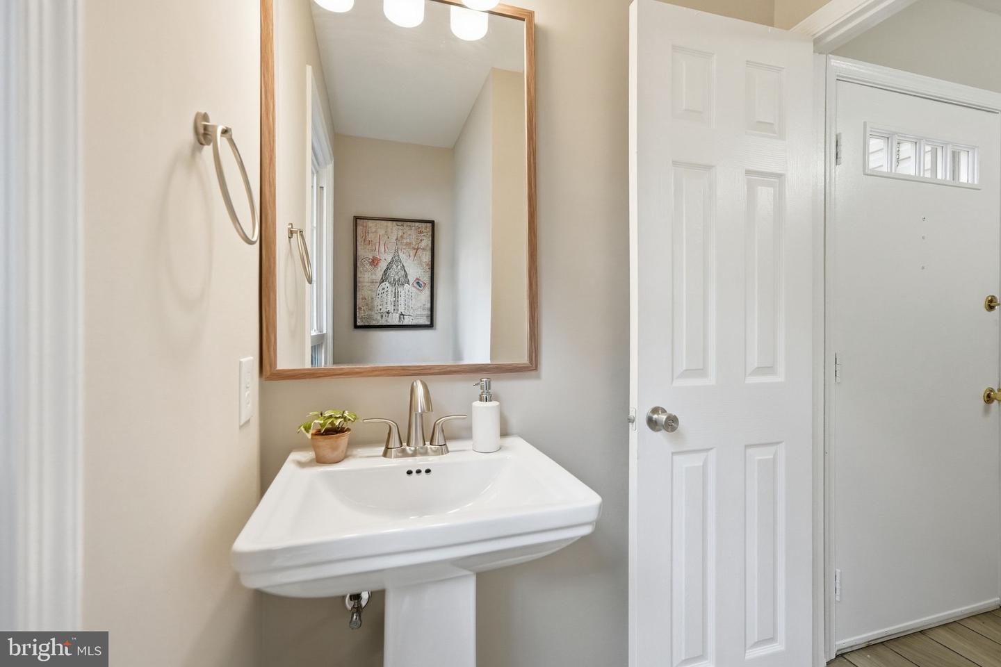 6364 Buffie Ct Property Photo 7