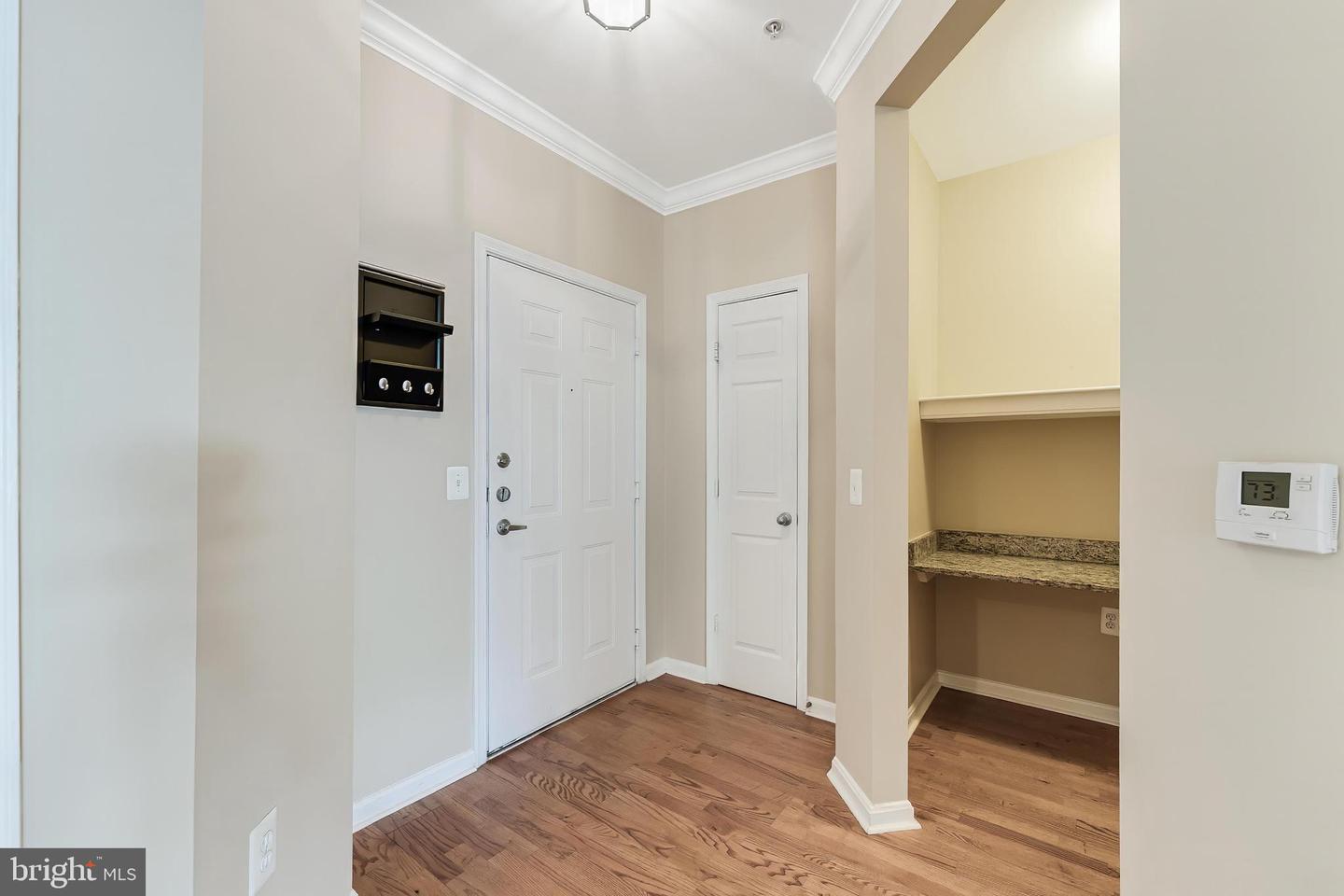 2791 Centerboro Dr #387 Property Photo 5