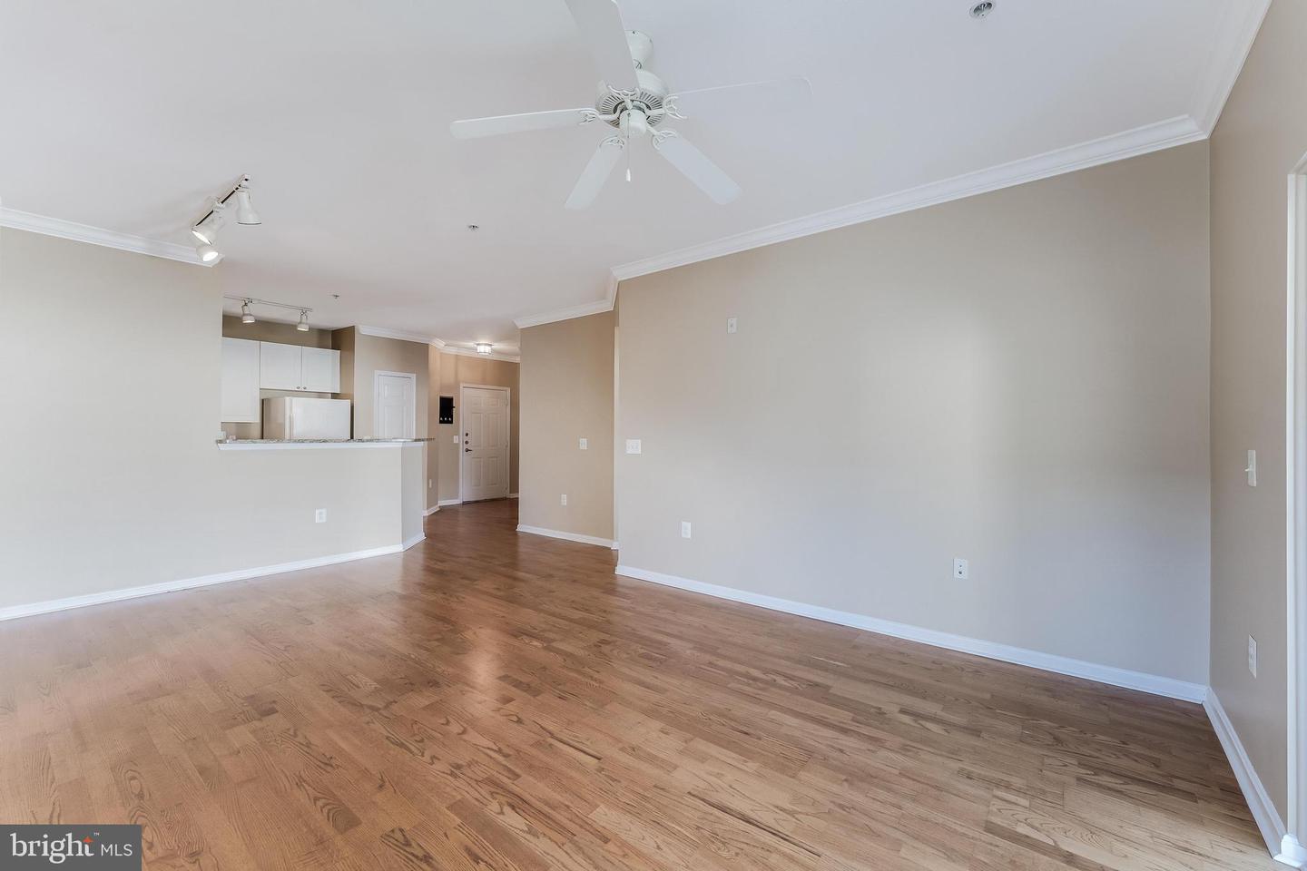 2791 Centerboro Dr #387 Property Photo 17