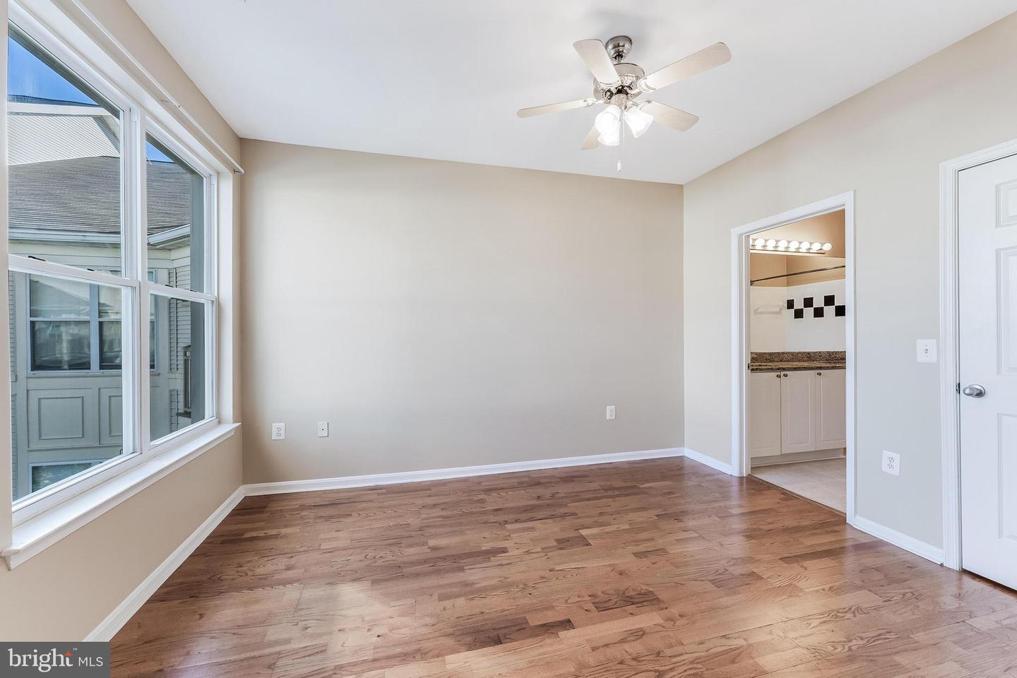2791 Centerboro Dr #387 Property Photo 23