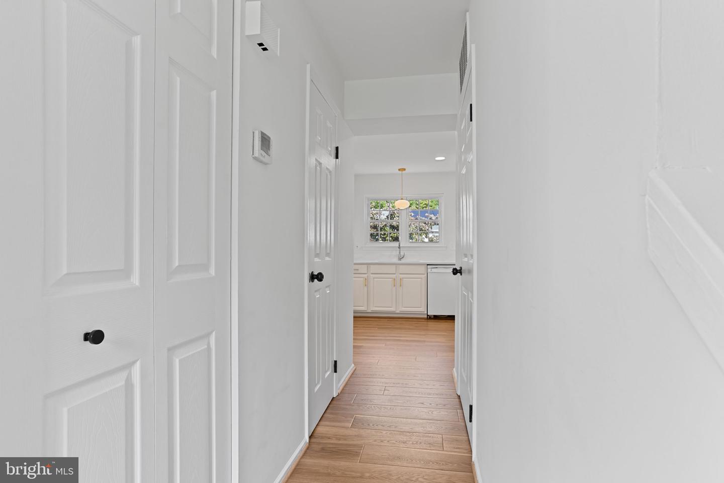 10072 Apple Wood Ct Property Photo 3