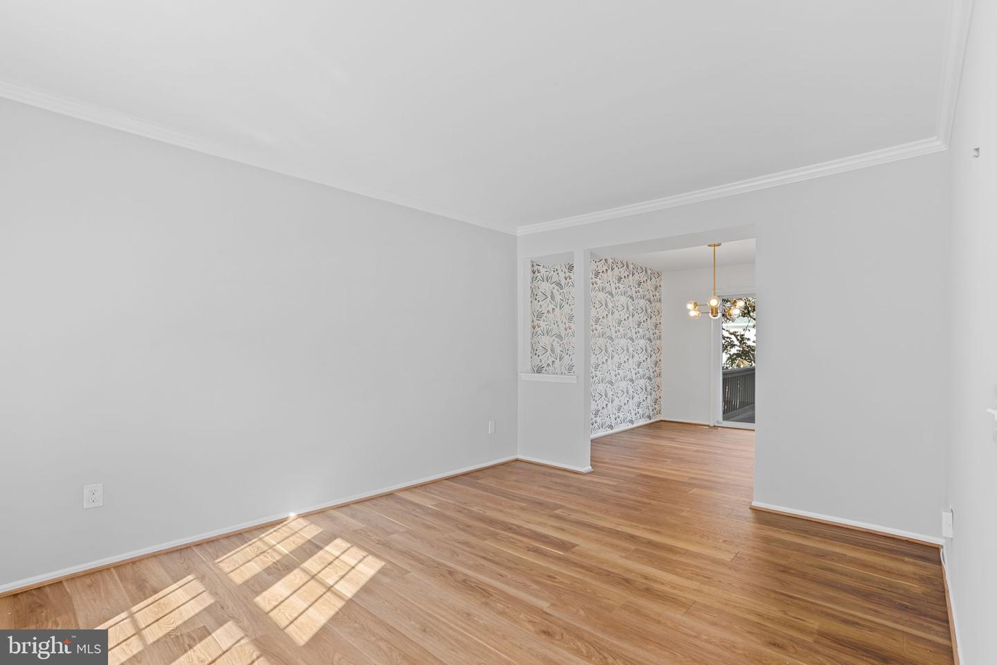 10072 Apple Wood Ct Property Photo 8