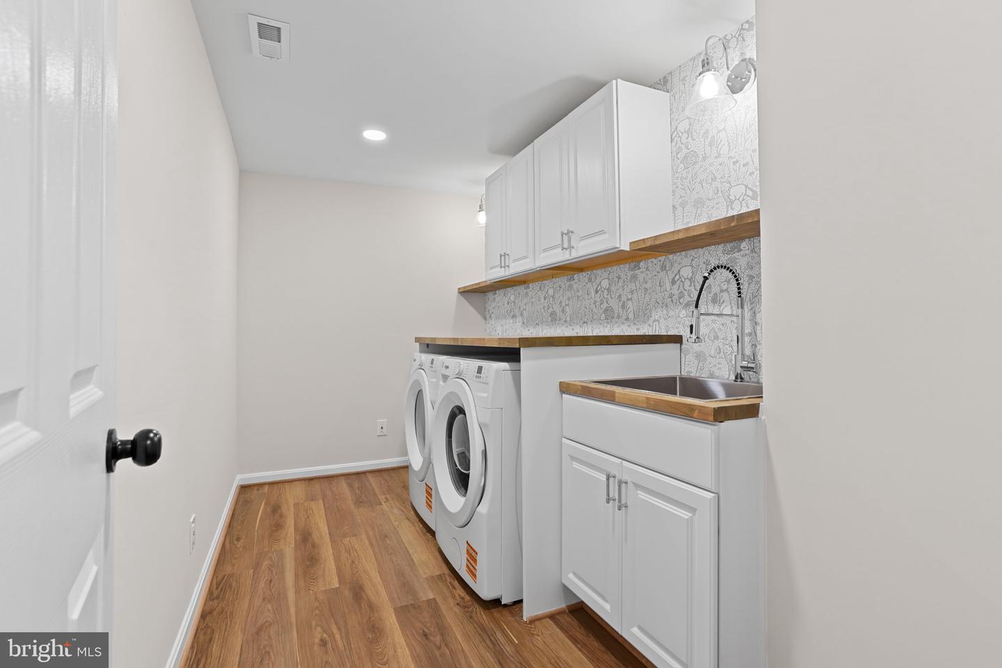 10072 Apple Wood Ct Property Photo 36