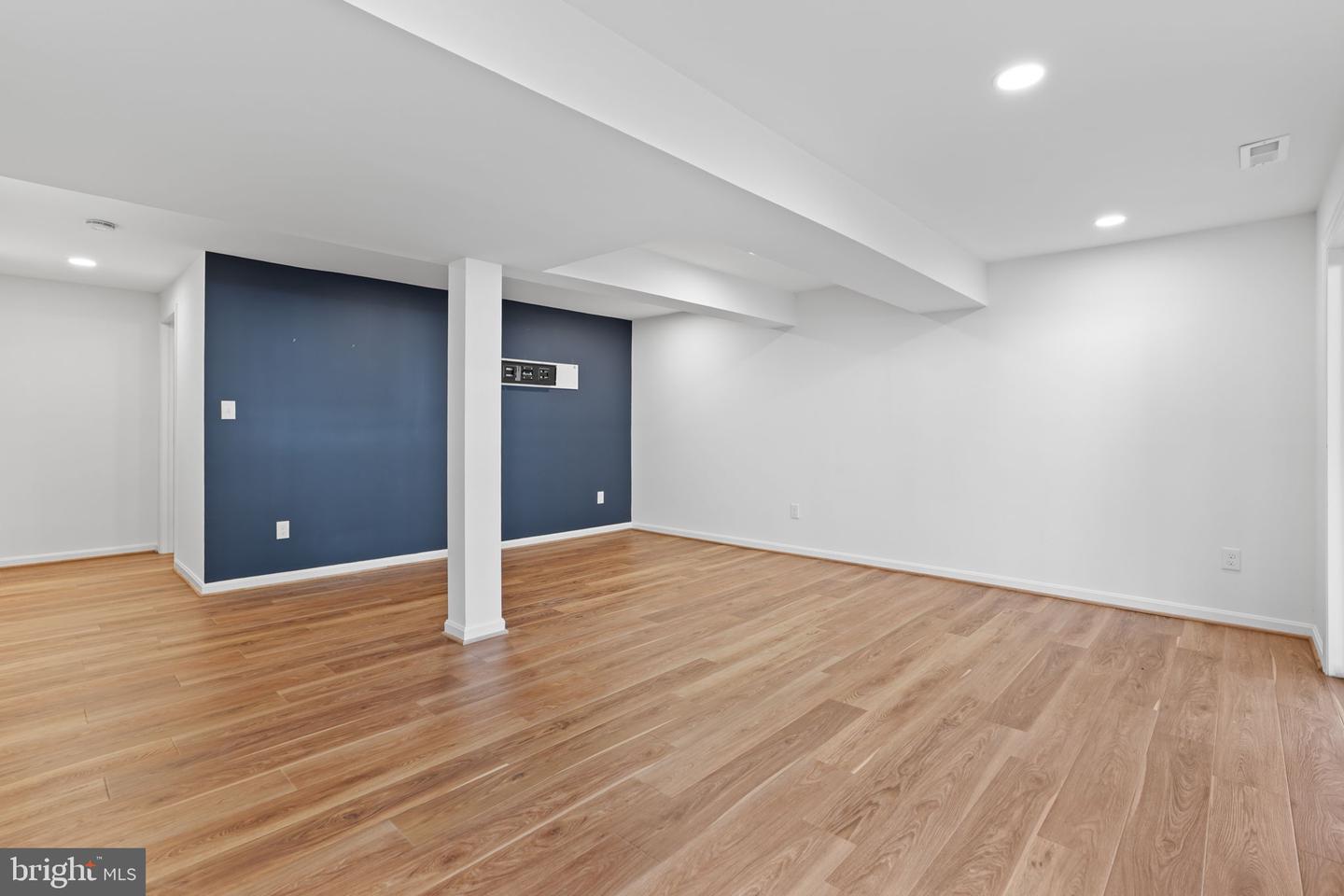 10072 Apple Wood Ct Property Photo 40