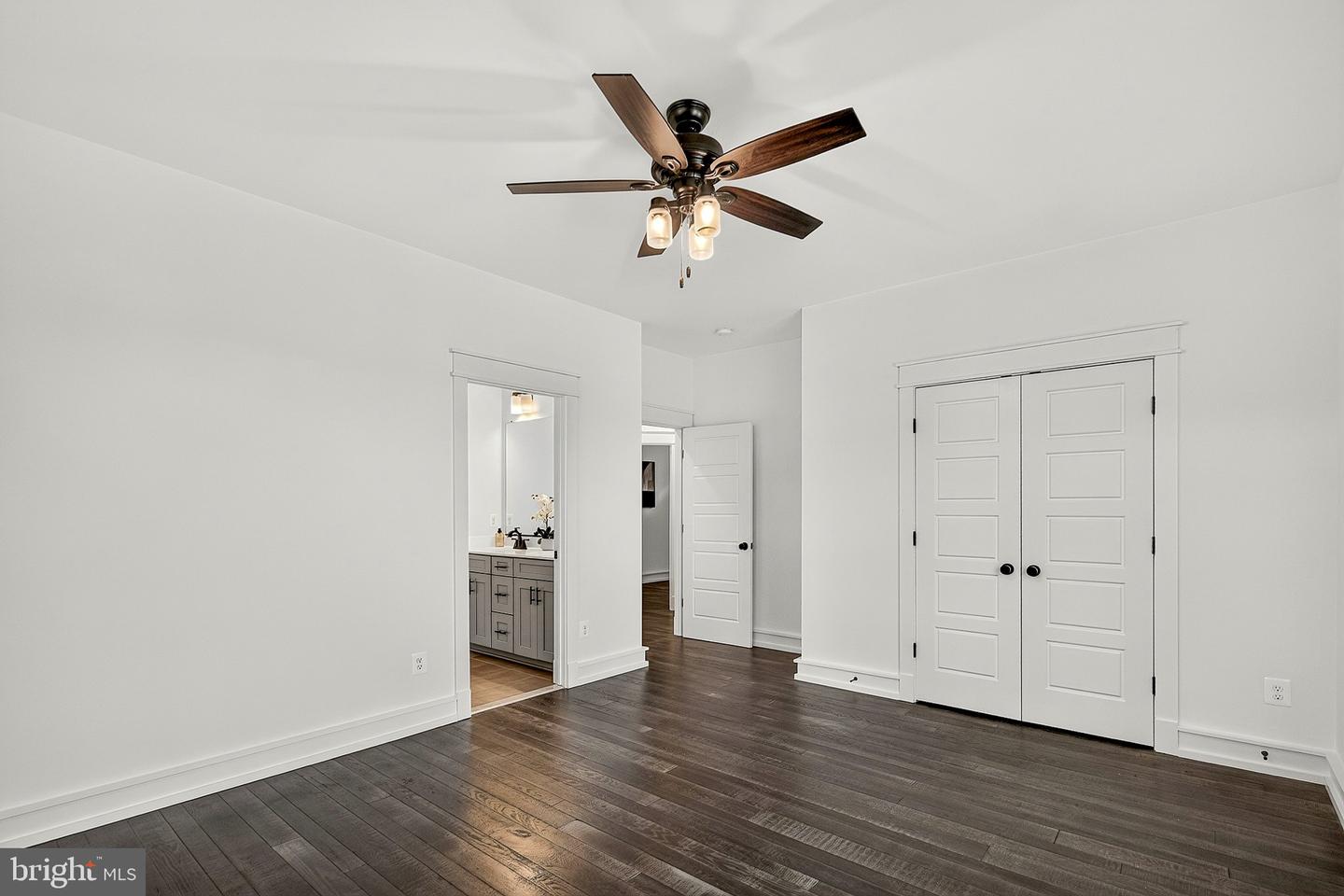 643 Jefferson St Property Photo 33