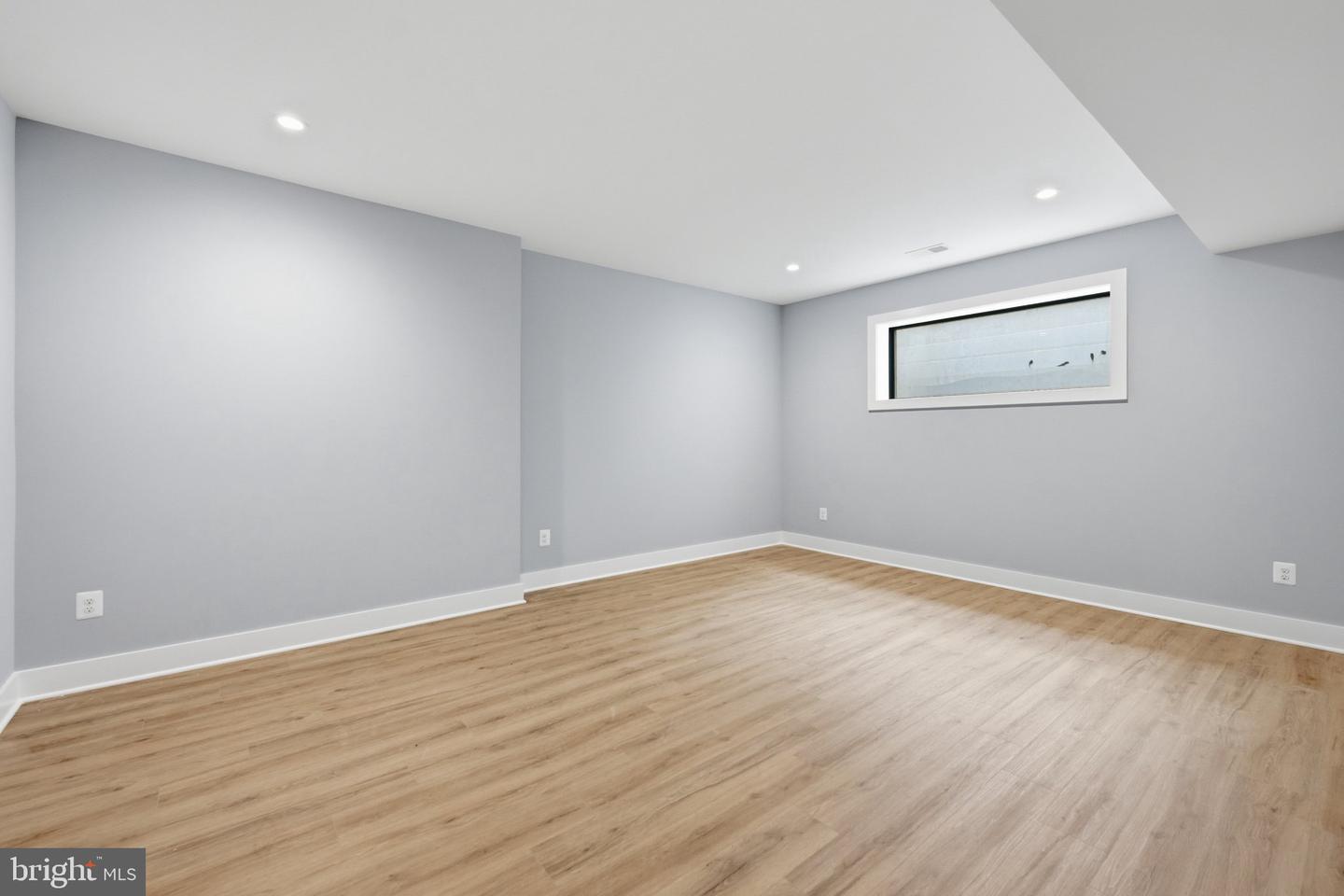 1905 Lamson Pl Property Photo 64