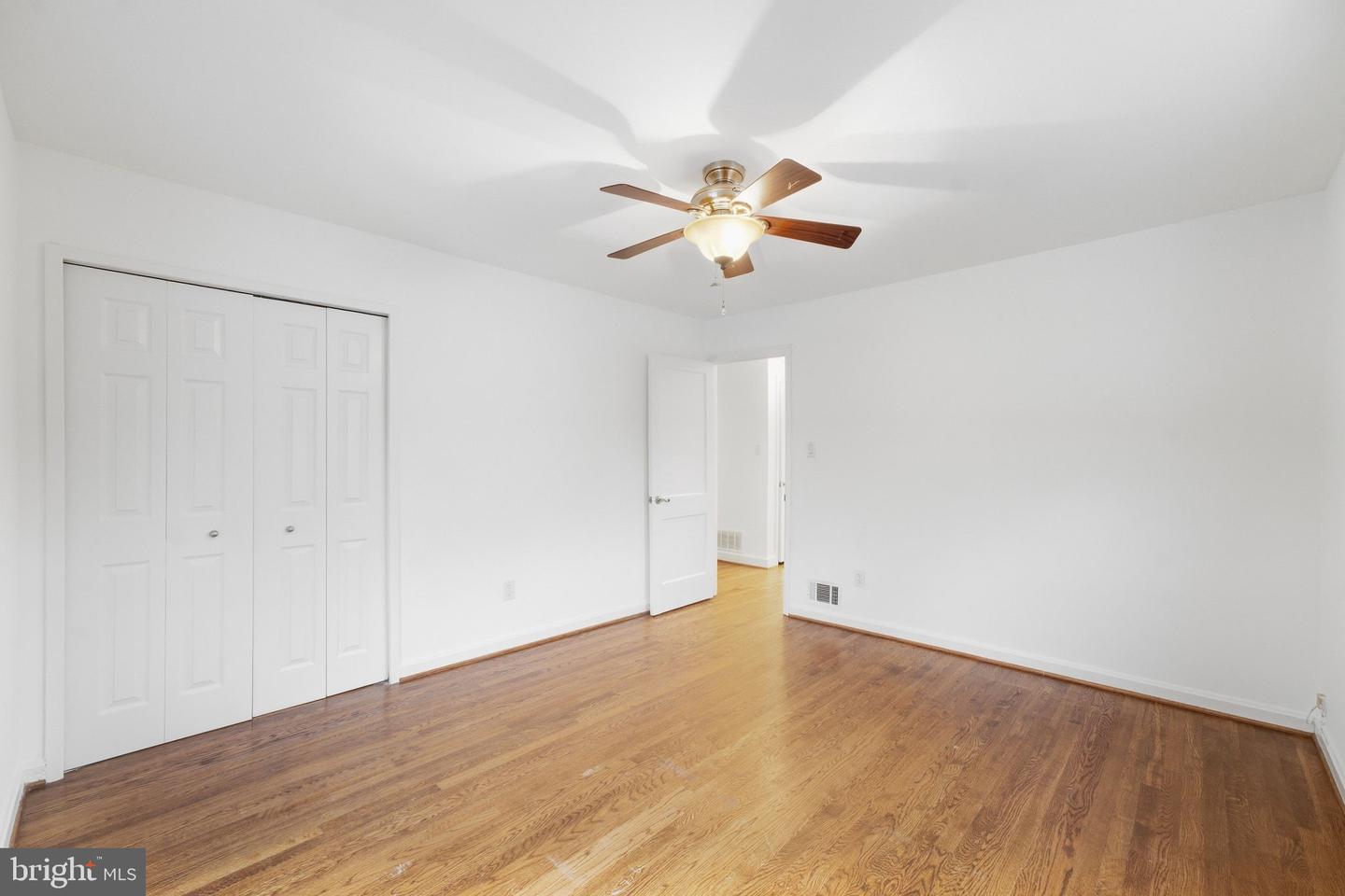 2304 Fairview Ter Property Photo 20