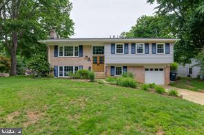 1731 TAMERISK CT Property Photo 1
