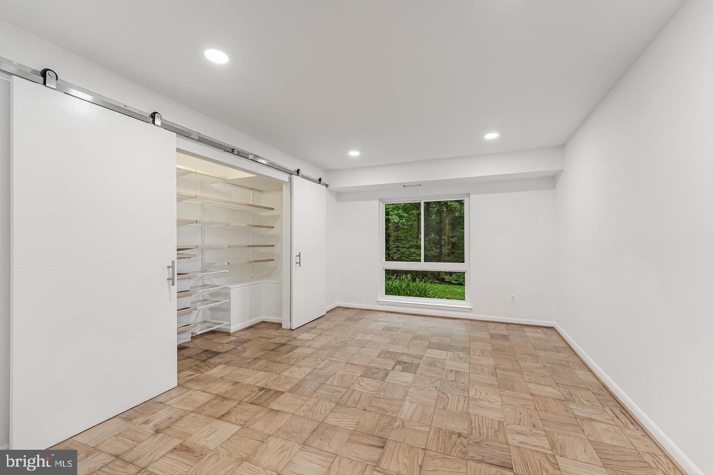 VAFX2342962 Property Photo 18