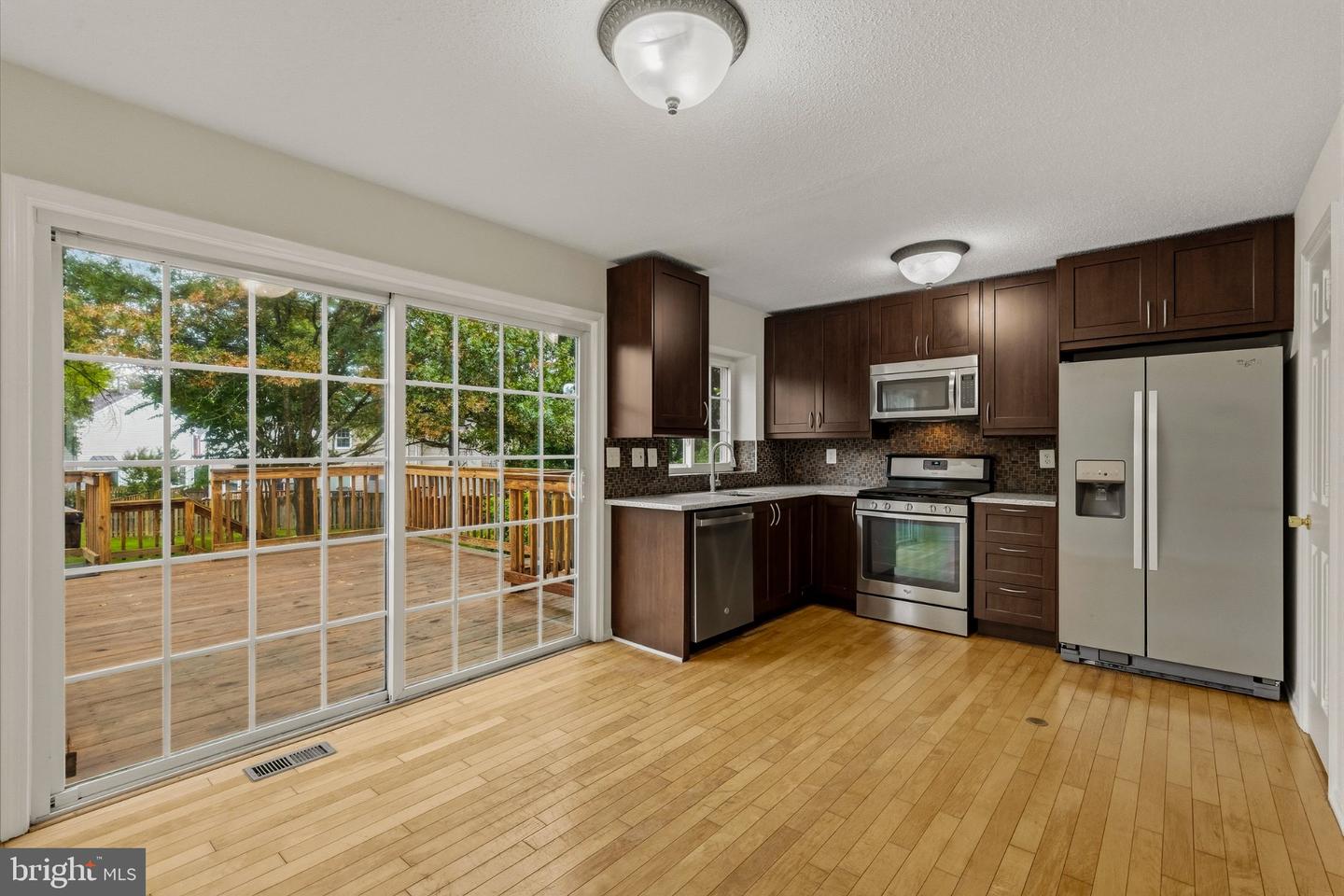 8071 Topper Ct Property Photo 8