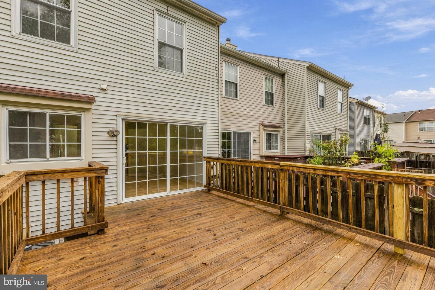 8071 Topper Ct Property Photo 14
