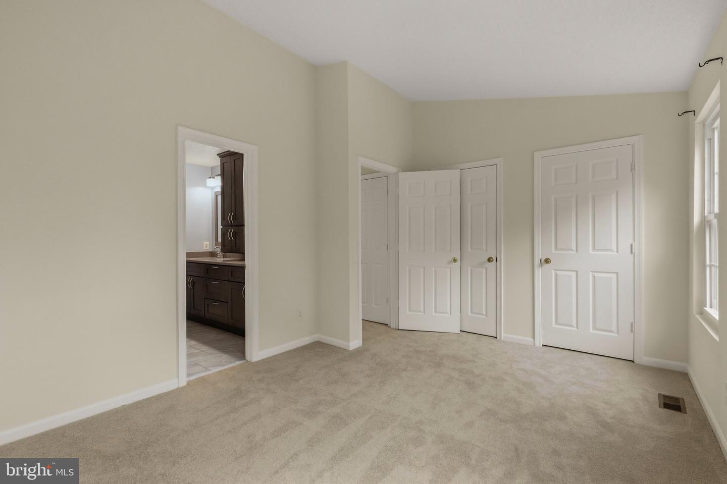 8071 Topper Ct Property Photo 18