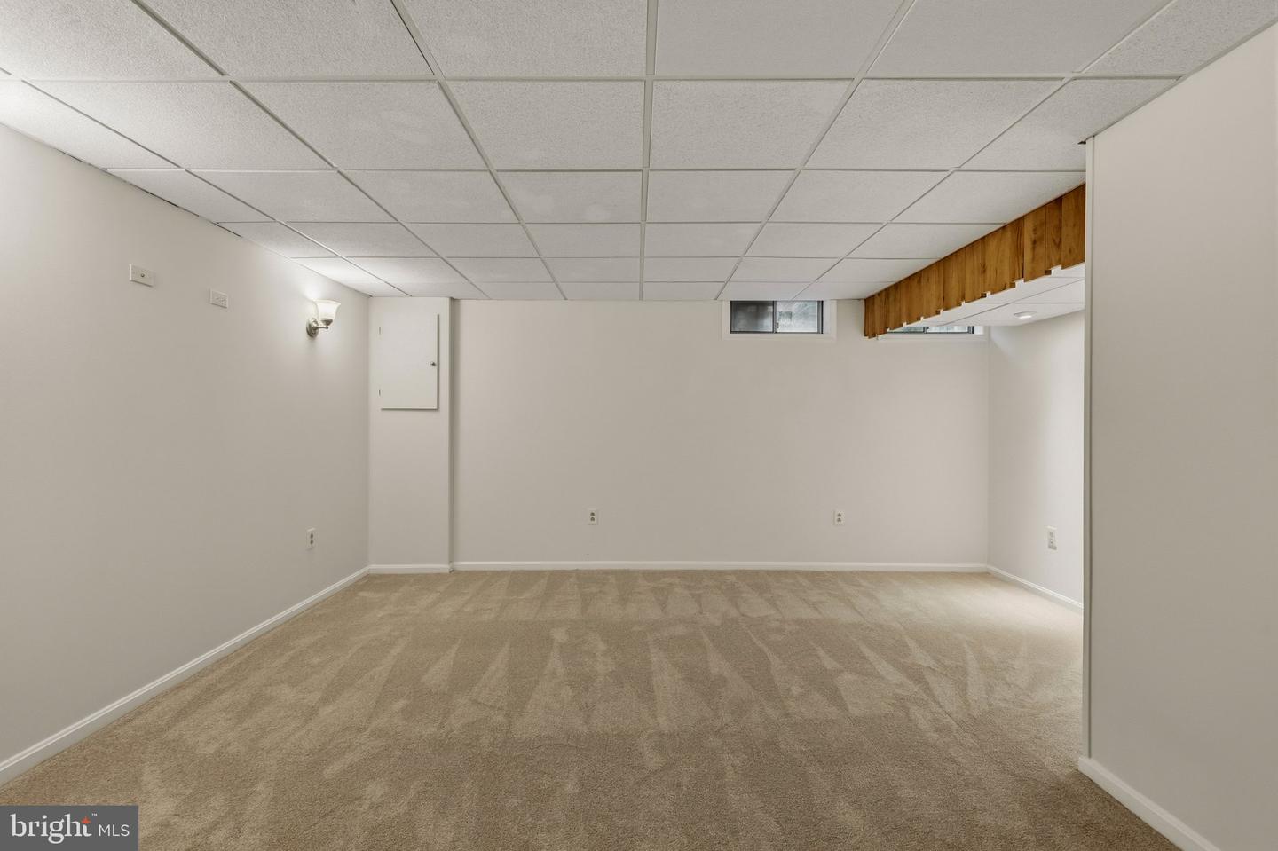 8071 Topper Ct Property Photo 25
